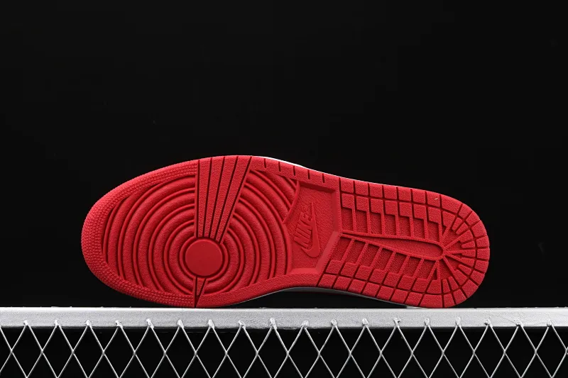 All categories Air Jordan Jordan series basketball shoes Air Jordan 1 High Air Jordan 1 Retro High OG AJ1 Joe 1 Human Flight 555088-062